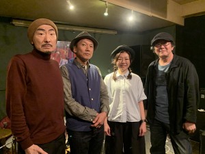 あでなカルテット